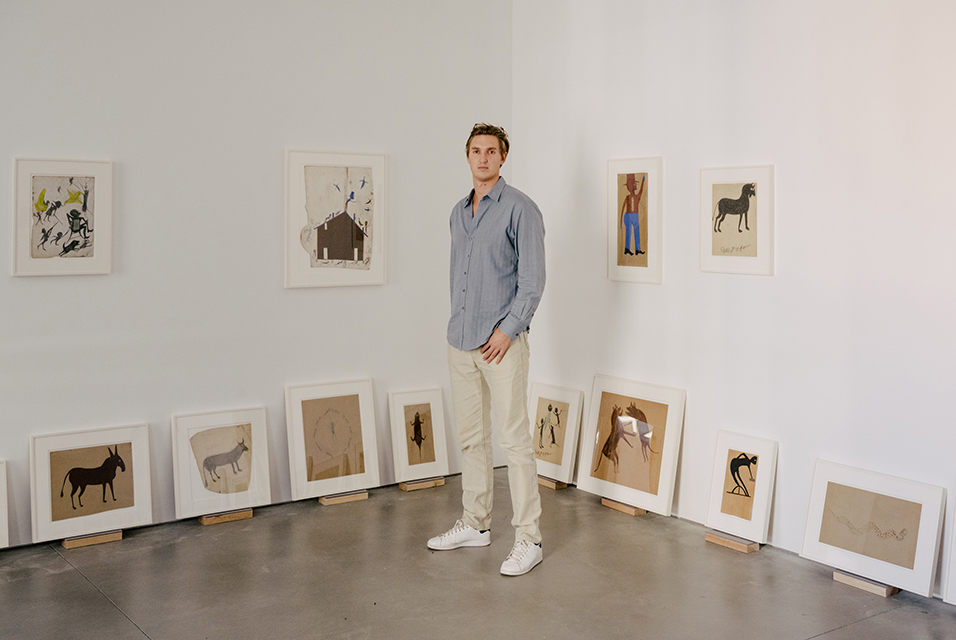 For Bill Traylors art, Outsider doesnt apply